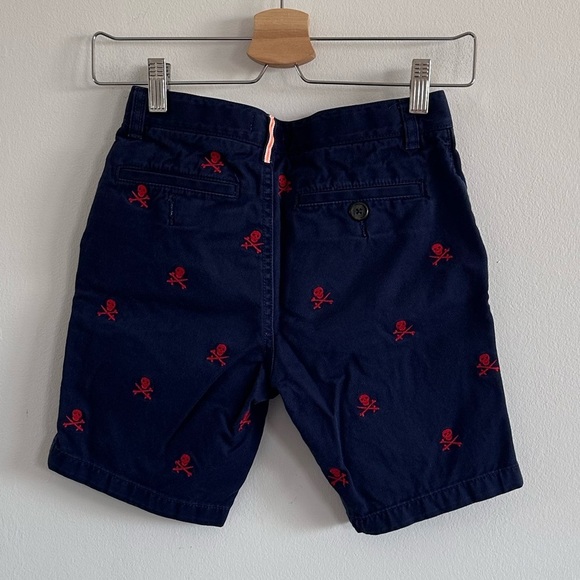 Bundle of 2 boys Boden skull embroidered short and Old navy cool human hoodie - Picture 4 of 8
